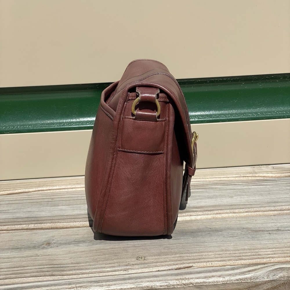 Vintage Coach Burgundy Chelsea Bag 9894 Crossbody Bag United States Pre-1994 - Picture 3 of 16